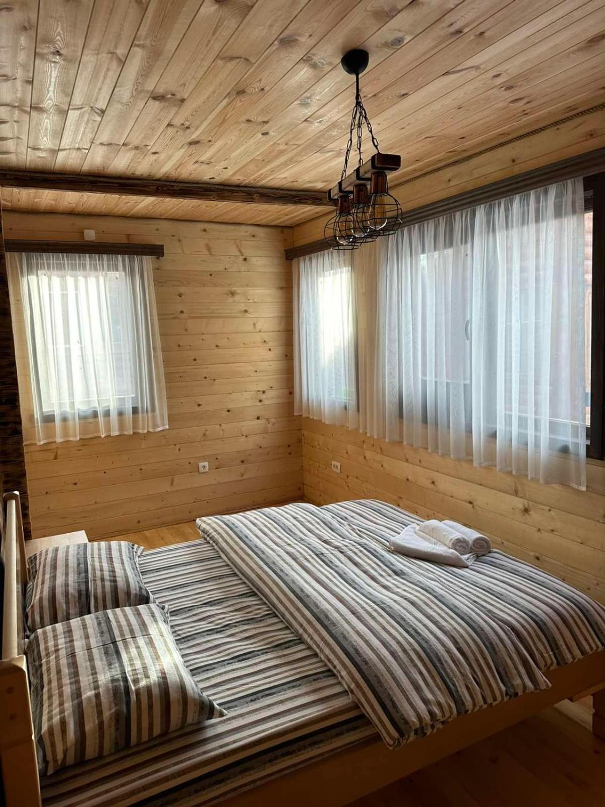 Zagrad Homes In Zabljak Luaran gambar