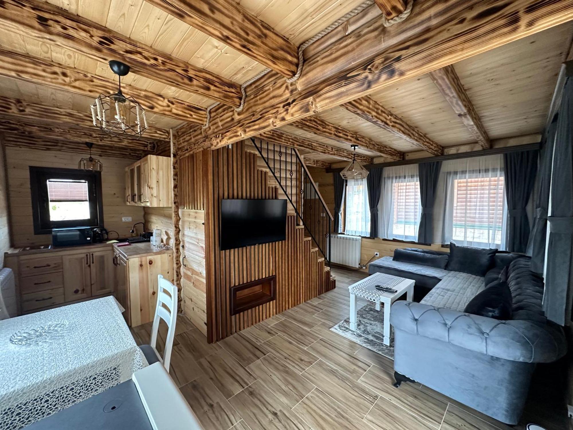 Zagrad Homes In Zabljak Bilik gambar
