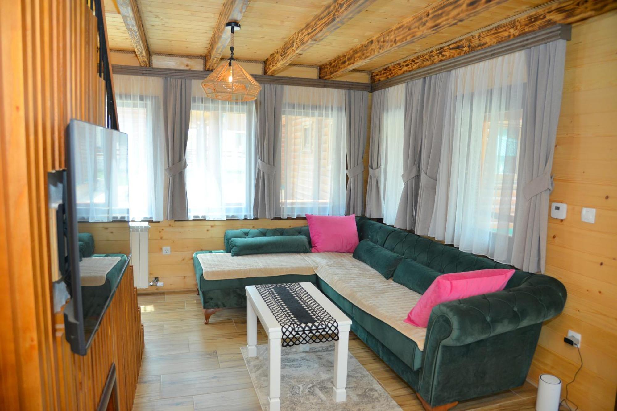 Zagrad Homes In Zabljak Luaran gambar