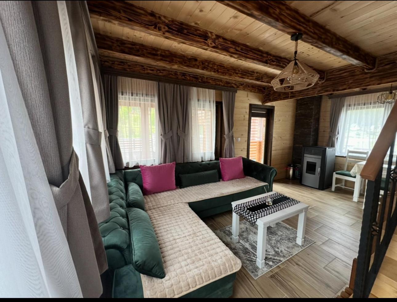 Zagrad Homes In Zabljak Luaran gambar