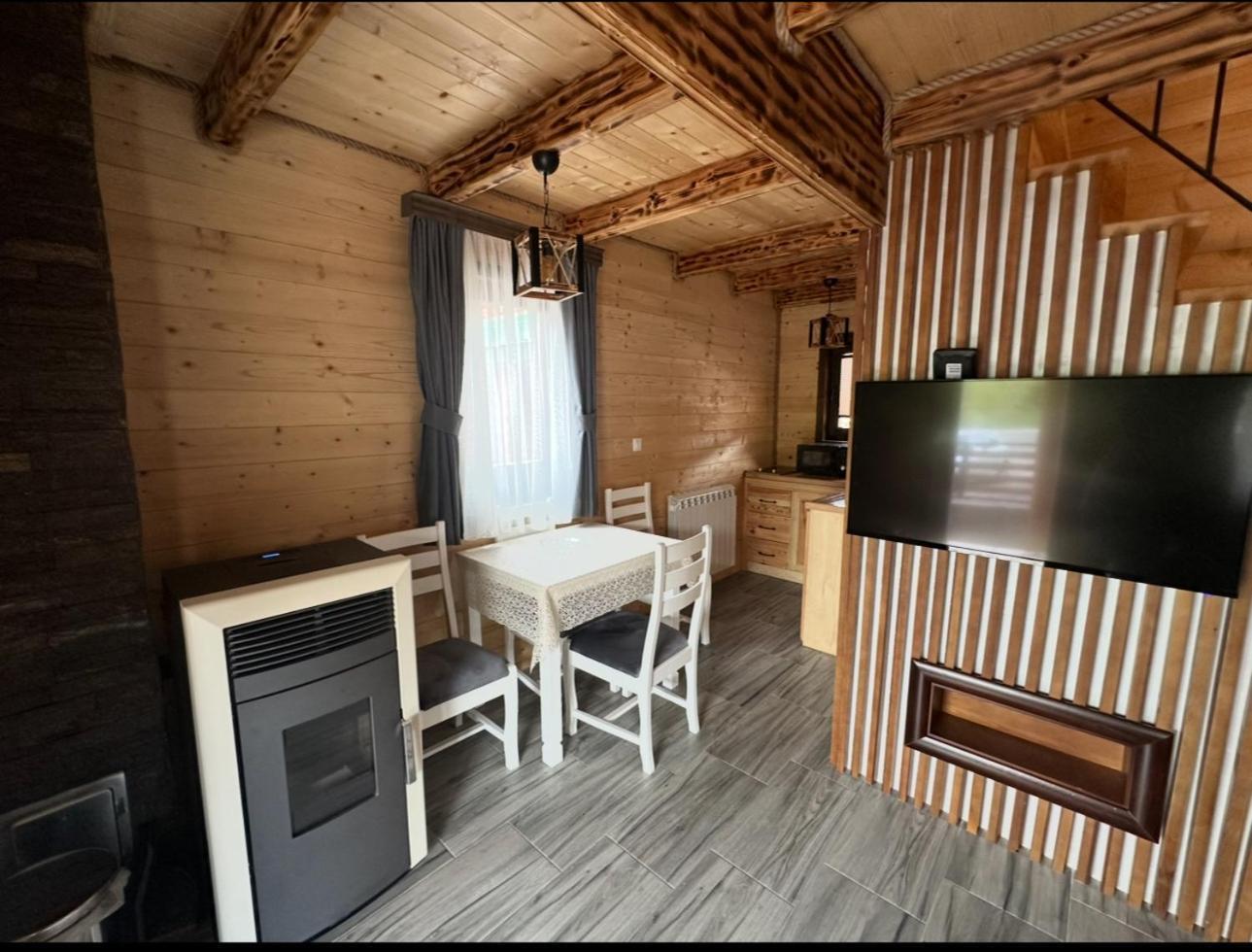 Zagrad Homes In Zabljak Luaran gambar