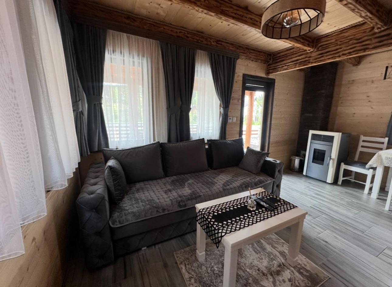 Zagrad Homes In Zabljak Luaran gambar
